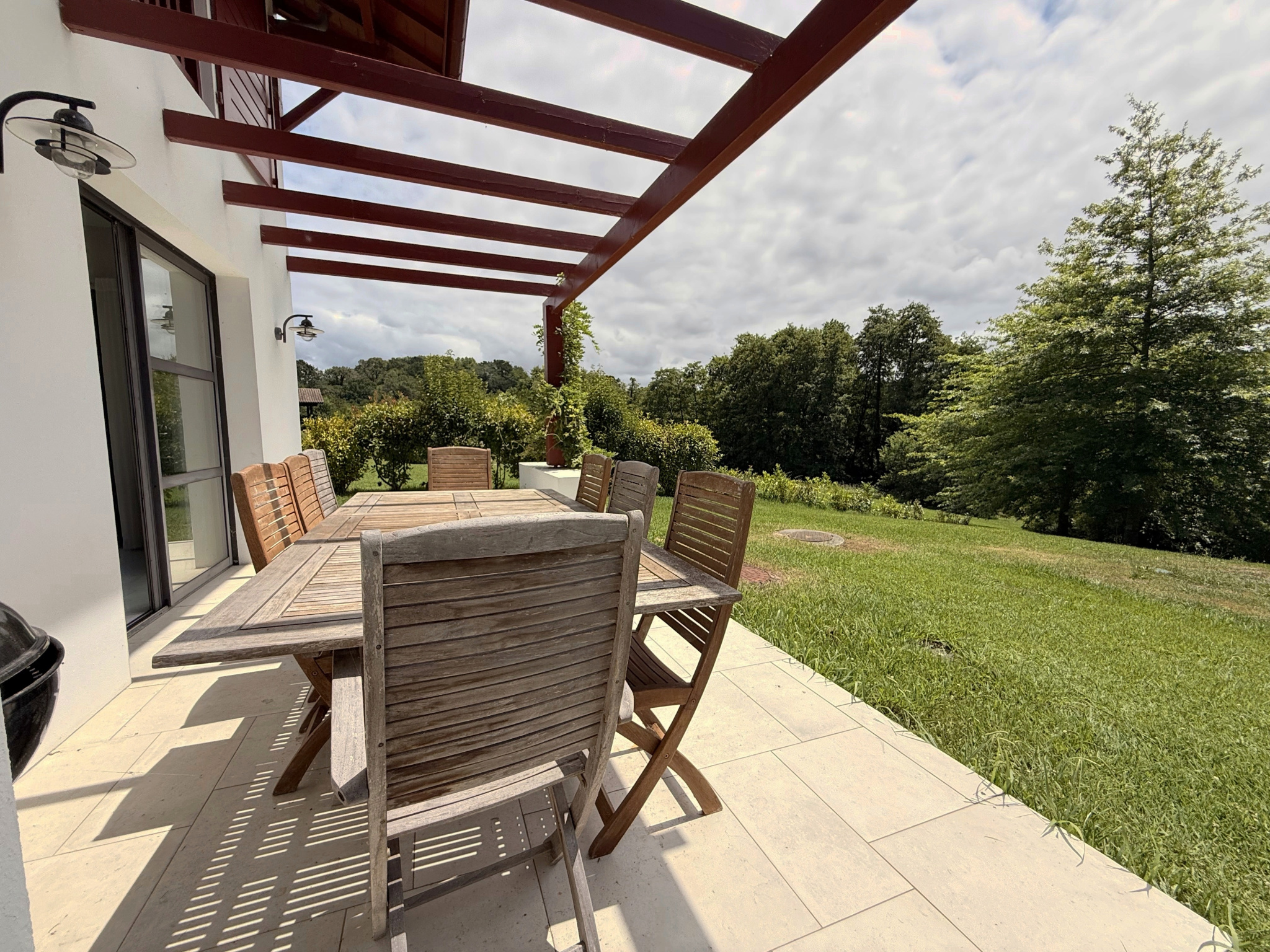 Entre océan et campagne une maison raffinée au calme absolu