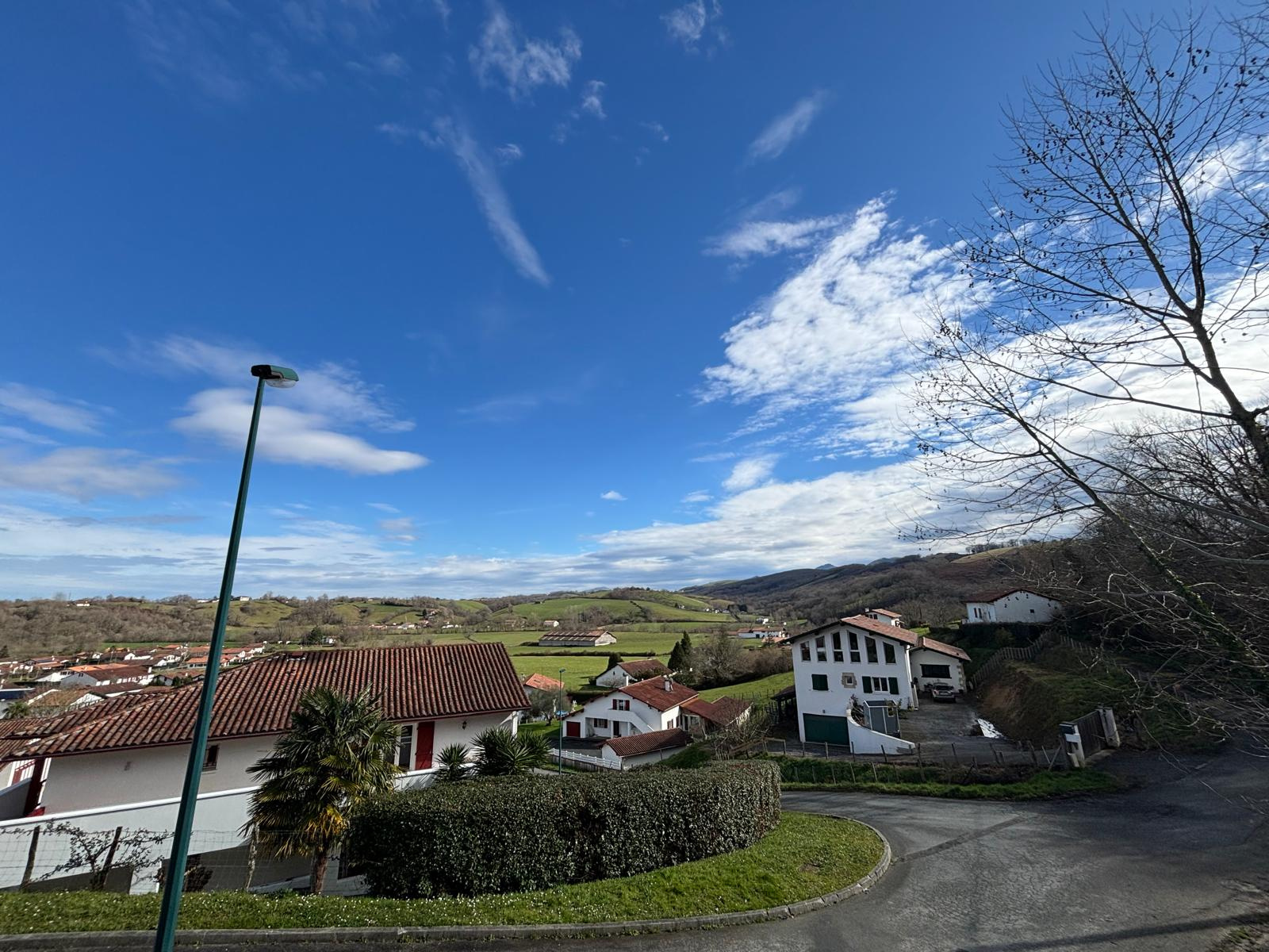 EXCLUSIVITÉ Maison hors d'eau hors d'air avec vue campagne